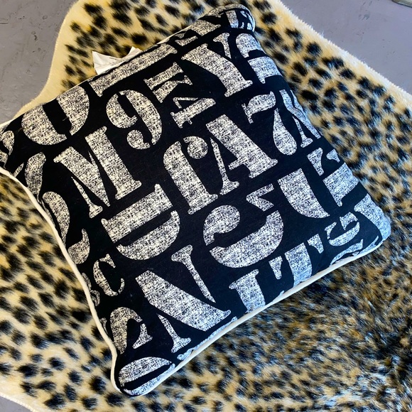 🆕Target Home Alpha-Numeric Accent Pillow, OS - Picture 6 of 6